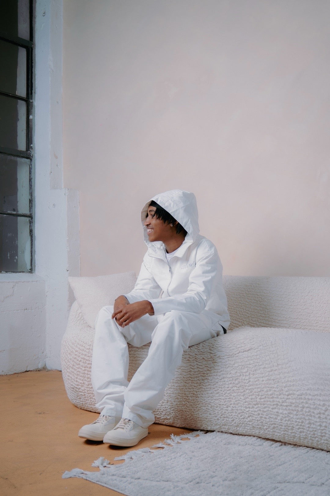 Shell 01 — White (Unisex)